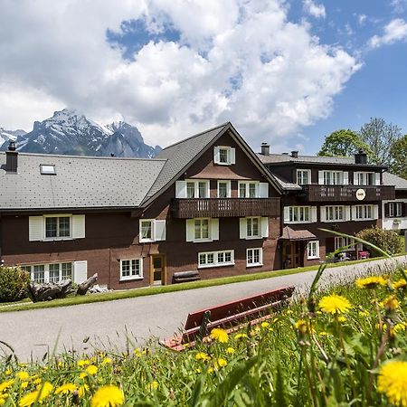Schwendi Lodge Unterwasser Kültér fotó